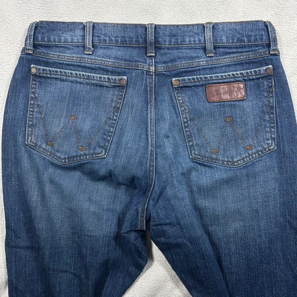 Wrangler Jeans Mens 34x34 Blue Retro Relaxed Bootcut Medium Wash 10WRT20JH